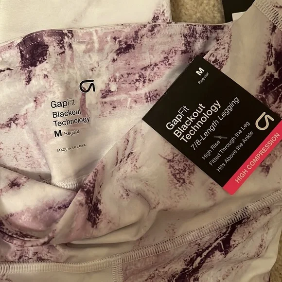 Gap tie dye workout leggings. NWT. - Picture 2 of 3